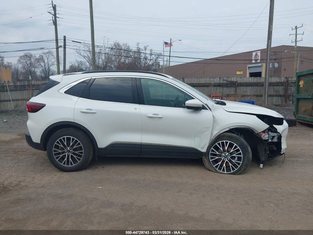 44729743 :رقم المزاد ، 1FMCU0E12SUA54751 vin ، 2025 Ford Escape Phev مزاد بيع