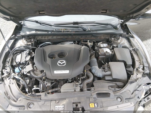 JM1GL1XY5J1306212 Mazda Mazda6 Signature