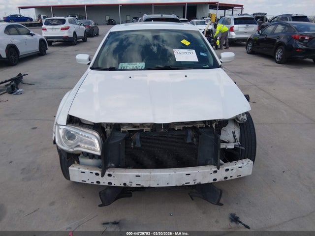 Продажа на аукционе авто 2016 Chrysler 300 Limited, vin: 2C3CCAAG6GH206679, номер лота: 44729793