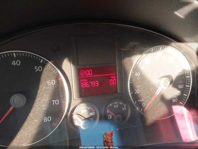 2007 Volkswagen Jetta მანქანა იყიდება აუქციონზე, vin: 3VWGF71K97M117005, აუქციონის ნომერი: 44729806