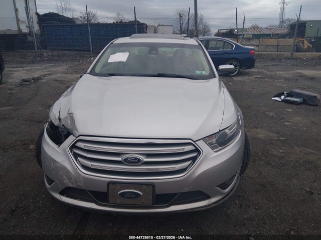 Ford Taurus Limited 2017 1FAHP2F84HG128239 Image 12