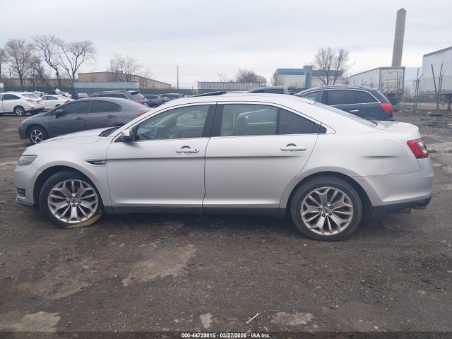 Ford Taurus Limited 2017 1FAHP2F84HG128239 Image 14