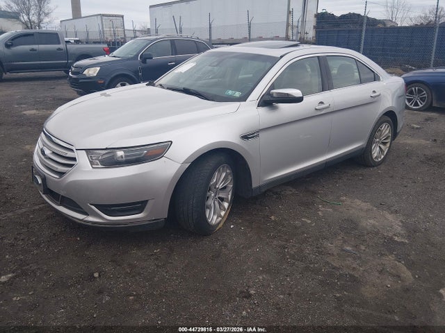 Ford Taurus Limited 2017 1FAHP2F84HG128239 Image 2