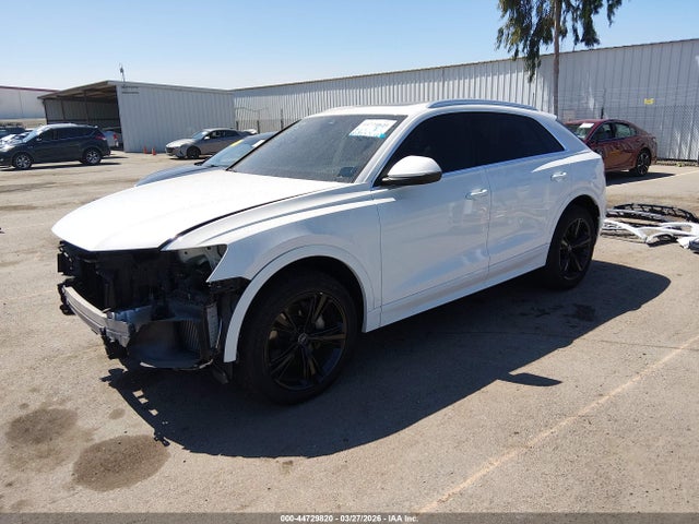 44729820 :رقم المزاد ، WA1AVAF13KD011012 vin ، 2019 Audi Q8 55 Premium مزاد بيع