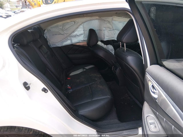 Продажа на аукционе авто 2015 Infiniti Q50 Premium, vin: JN1BV7AR7FM406197, номер лота: 44729823