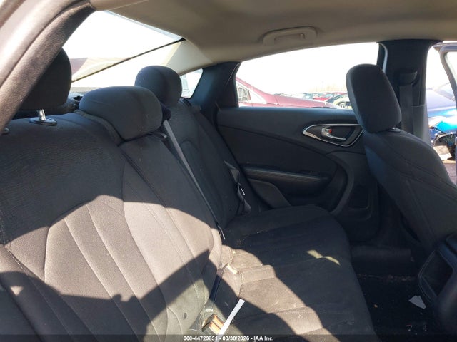 Продажа на аукционе авто 2016 Chrysler 200 Limited, vin: 1C3CCCAB6GN125320, номер лота: 44729831