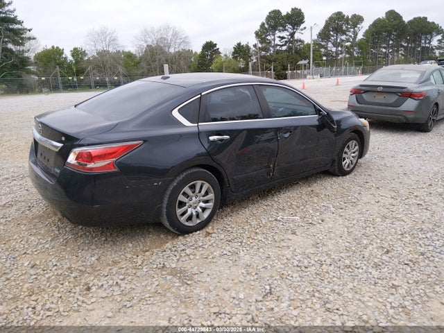 Nissan Altima 2.5 S 2014 1N4AL3AP4EC142386 Image 4