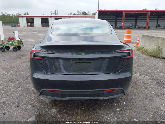 5YJ3E1EA9SF996697 Tesla Model 3 Long Range Rear-wheel Drive/standard Rear-wheel Drive