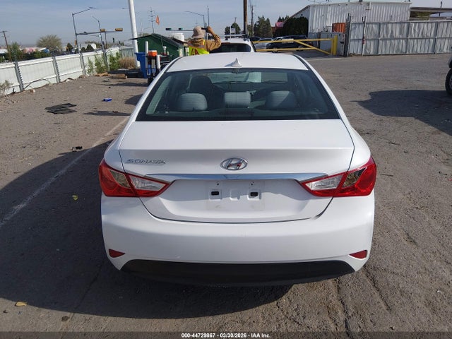 Hyundai SONATA GLS 2014 5NPEB4AC2EH881908 Image 16