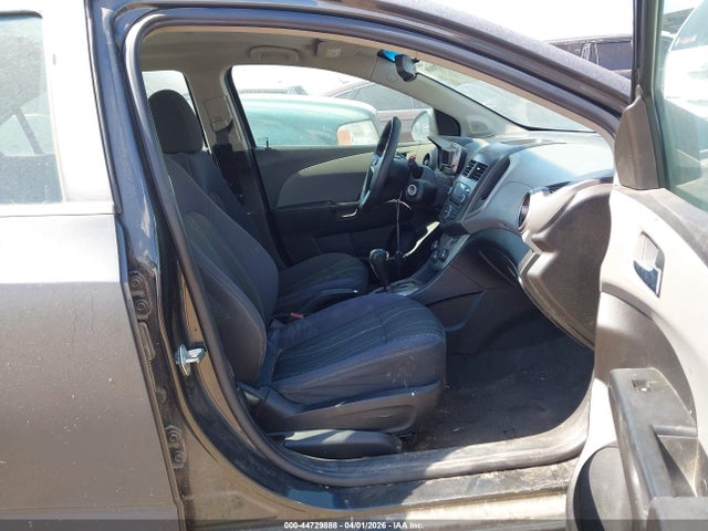 1G1JC5SH8E4216165 Chevrolet Sonic Lt Auto