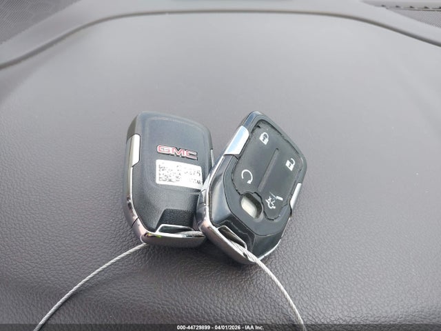44729899 :رقم المزاد ، 1GKKNXLS5JZ110883 vin ، 2018 Gmc Acadia Denali مزاد بيع