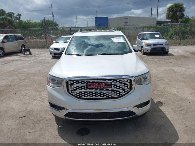 44729899 :رقم المزاد ، 1GKKNXLS5JZ110883 vin ، 2018 Gmc Acadia Denali مزاد بيع