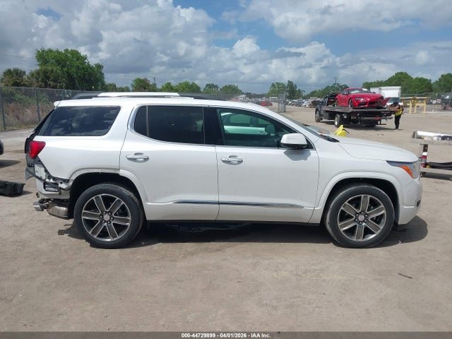 44729899 :رقم المزاد ، 1GKKNXLS5JZ110883 vin ، 2018 Gmc Acadia Denali مزاد بيع