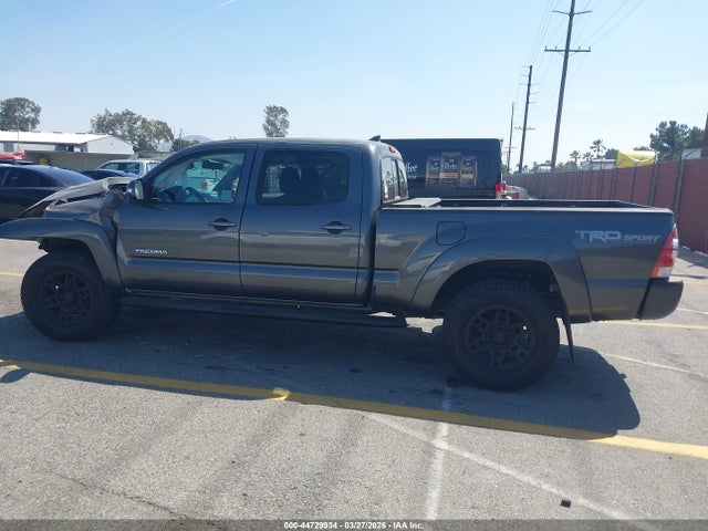 3TMKU4HN8FM043625 Toyota Tacoma Prerunner V6