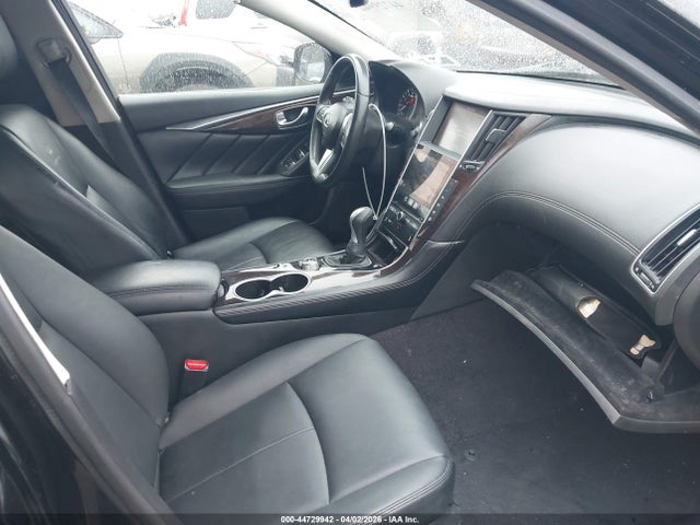 44729942 :رقم المزاد ، JN1CV7AR9JM280079 vin ، 2018 Infiniti Q50 2.0t Luxe مزاد بيع