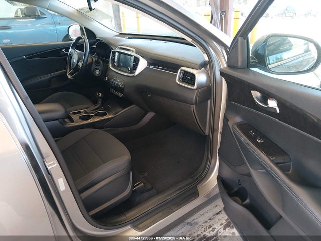5XYPG4A39HG215618 KIA Sorento 2.4l Lx