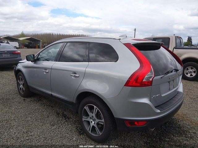 2013 VOLVO XC60 YV4902DZXD2386588 Photo 2