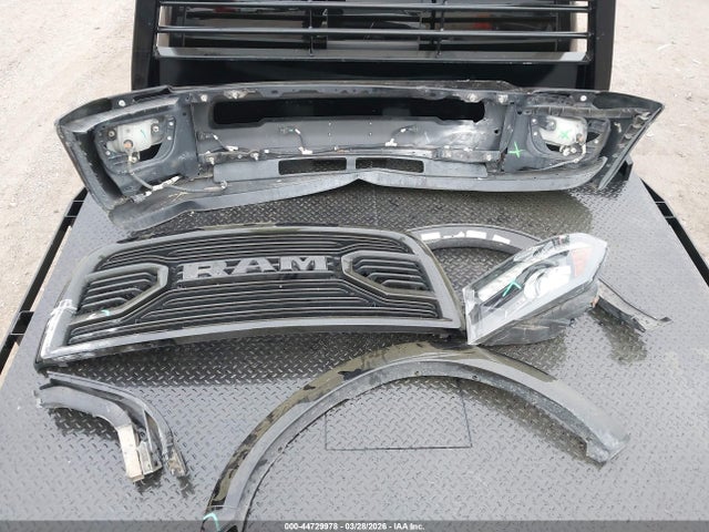 Продаж на аукціоні авто 2018 Ram 3500 Laramie  4x4 8' Box, vin: 3C63RRJL3JG385204, номер лоту: 44729978