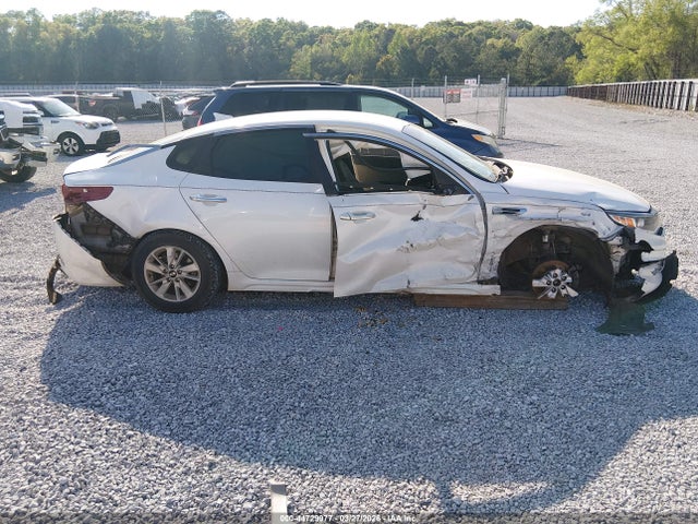 KNAGT4L31G5085170 KIA Optima Lx