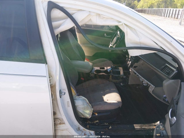 KNAGT4L31G5085170 KIA Optima Lx
