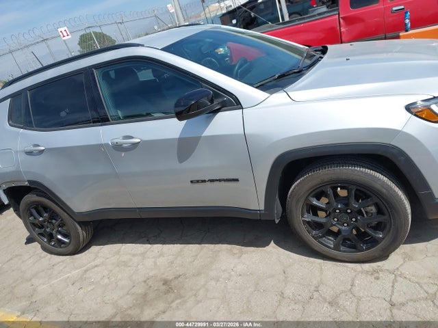 Jeep Compass Latitude 4x4 2025 3C4NJDBN0ST529103 Image 14