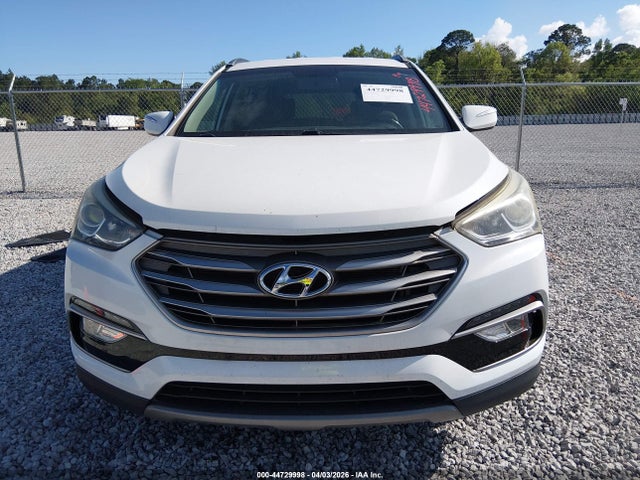 Продаж на аукціоні авто 2017 Hyundai Santa Fe Sport 2.4l, vin: 5NMZU3LB3HH005943, номер лоту: 44729998