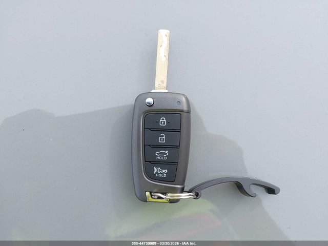 KMHLL4AG6MU147943 Hyundai ELANTRA SE