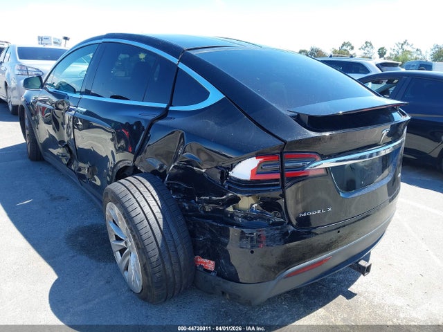 Продаж на аукціоні авто 2017 Tesla Model X 100d/75d/90d, vin: 5YJXCAE25HF055739, номер лоту: 44730011