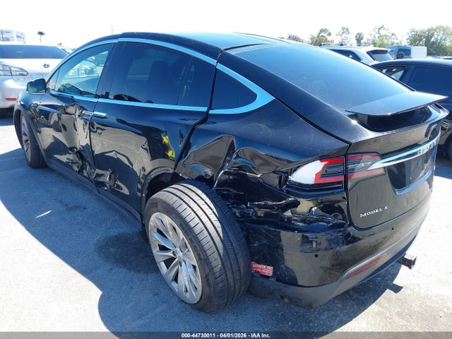 Продаж на аукціоні авто 2017 Tesla Model X 100d/75d/90d, vin: 5YJXCAE25HF055739, номер лоту: 44730011