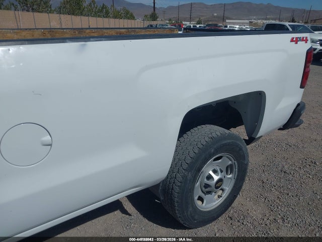 1GC1KUEGXJF260481 Chevrolet Silverado 2500hd Wt