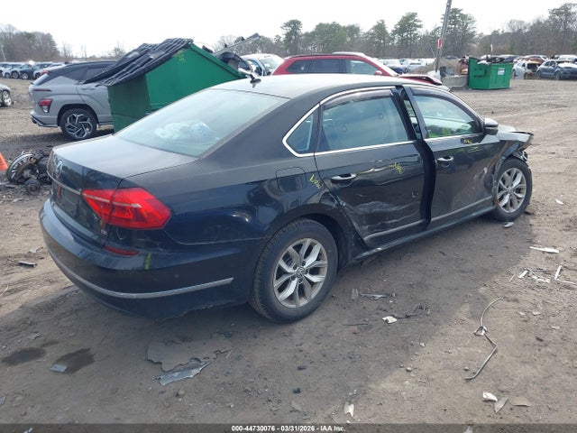 44730076 :رقم المزاد ، 1VWAT7A32GC040969 vin ، 2016 Volkswagen Passat 1.8t S مزاد بيع