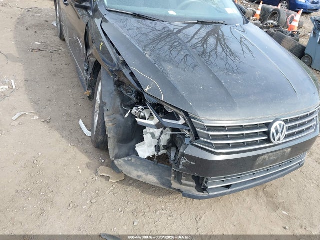 44730076 :رقم المزاد ، 1VWAT7A32GC040969 vin ، 2016 Volkswagen Passat 1.8t S مزاد بيع
