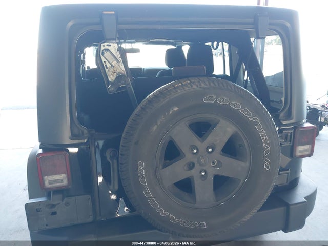 2014 JEEP WRANGLER UNLIMITED 1C4BJWDG5EL115361 Photo 5