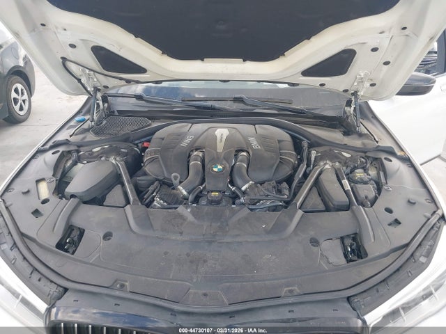 WBA7F0C54JGM22671 BMW 750i