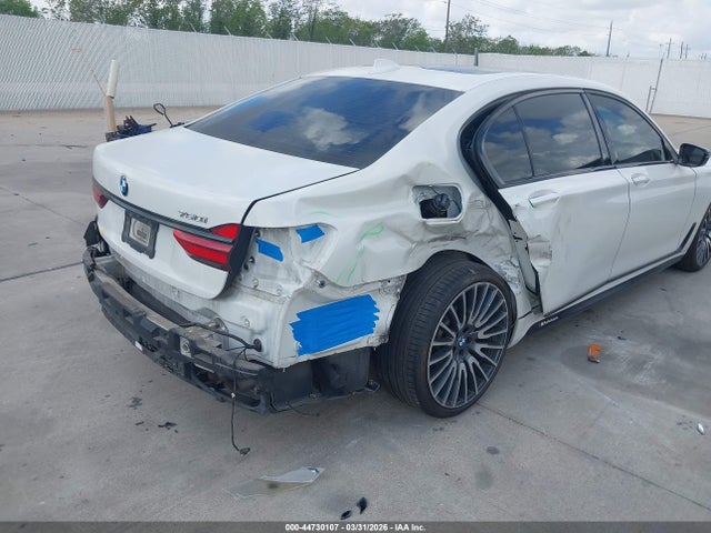 WBA7F0C54JGM22671 BMW 750i