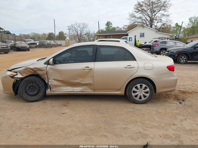 Продажа на аукционе авто 2011 Toyota Corolla Le, vin: 2T1BU4EE7BC547705, номер лота: 44730132