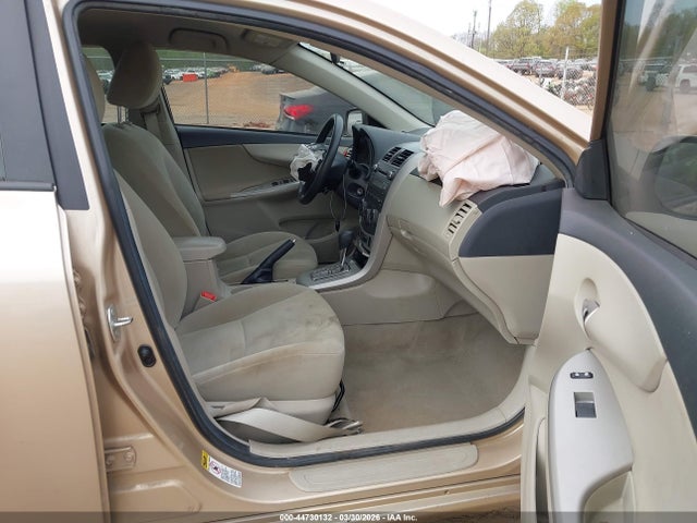 Продажа на аукционе авто 2011 Toyota Corolla Le, vin: 2T1BU4EE7BC547705, номер лота: 44730132