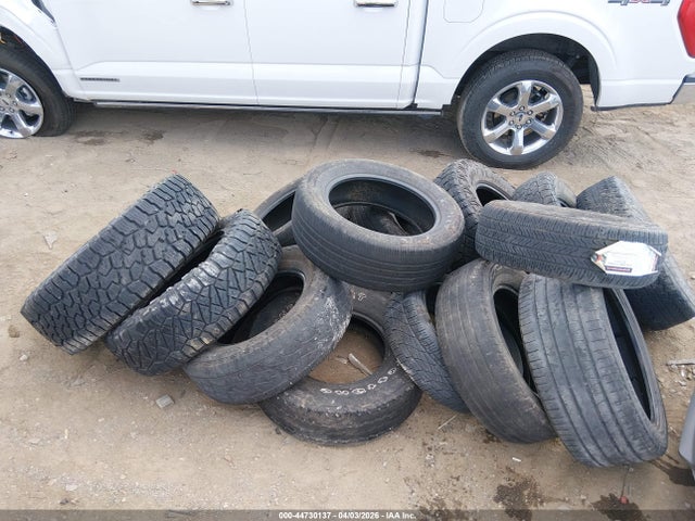 Ford F-150 Lariat 2021 1FTFW1ED5MFB40333 Image 12