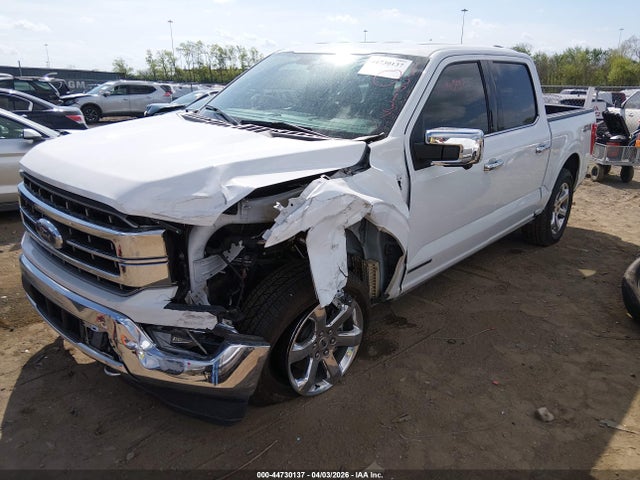 Ford F-150 Lariat 2021 1FTFW1ED5MFB40333 Image 2