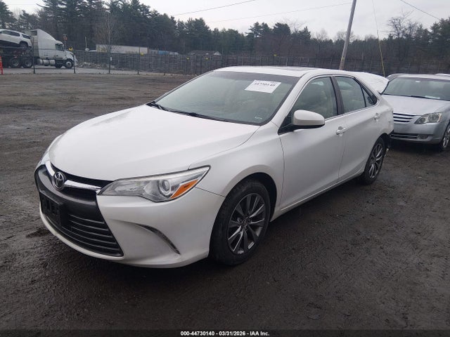 Toyota CAMRY XLE 2015 4T1BF1FK8FU882229 Image 2
