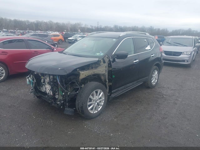 2018 Nissan Rogue Sv მანქანა იყიდება აუქციონზე, vin: 5N1AT2MV6JC813934, აუქციონის ნომერი: 44730141