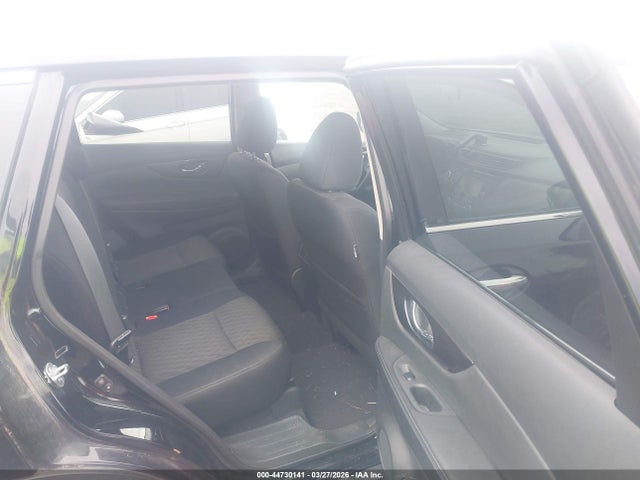 2018 Nissan Rogue Sv მანქანა იყიდება აუქციონზე, vin: 5N1AT2MV6JC813934, აუქციონის ნომერი: 44730141