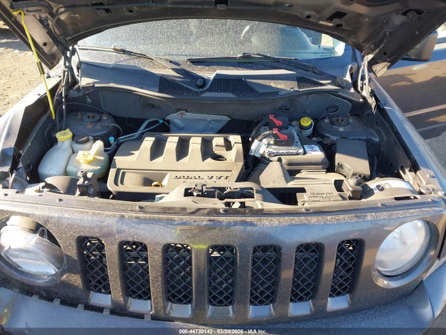 44730142 :رقم المزاد ، 1C4NJRFB0ED892721 vin ، 2014 Jeep Patriot Latitude مزاد بيع