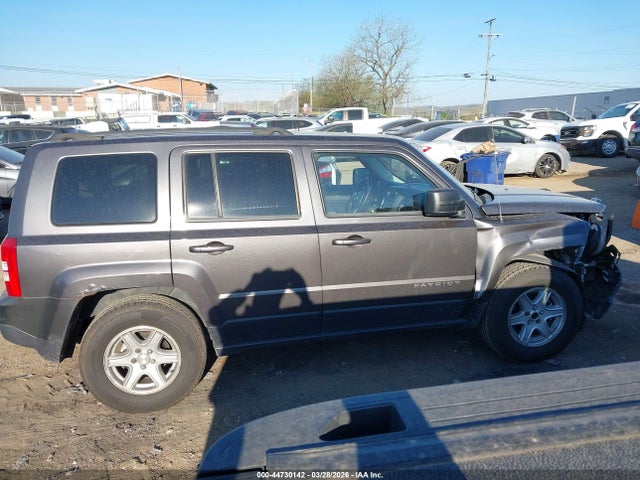 44730142 :رقم المزاد ، 1C4NJRFB0ED892721 vin ، 2014 Jeep Patriot Latitude مزاد بيع