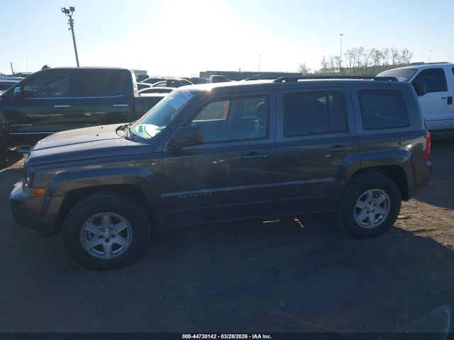 44730142 :رقم المزاد ، 1C4NJRFB0ED892721 vin ، 2014 Jeep Patriot Latitude مزاد بيع