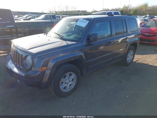 44730142 :رقم المزاد ، 1C4NJRFB0ED892721 vin ، 2014 Jeep Patriot Latitude مزاد بيع