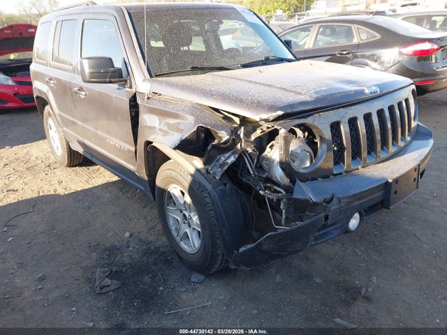 44730142 :رقم المزاد ، 1C4NJRFB0ED892721 vin ، 2014 Jeep Patriot Latitude مزاد بيع