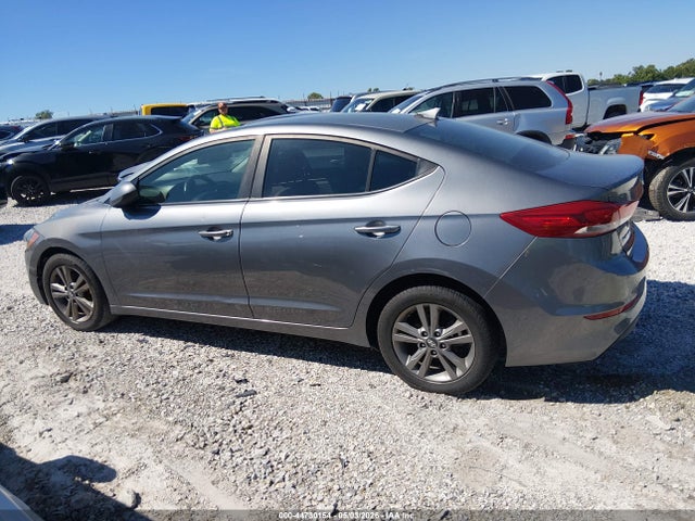 Продаж на аукціоні авто 2018 Hyundai Elantra Sel, vin: 5NPD84LF4JH254932, номер лоту: 44730154