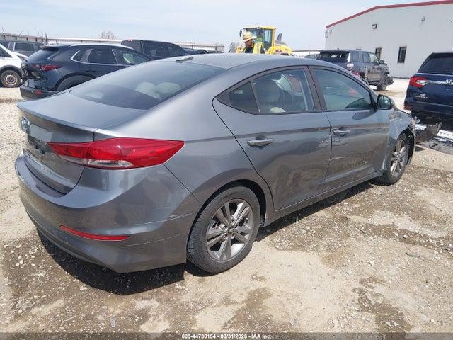 Продаж на аукціоні авто 2018 Hyundai Elantra Sel, vin: 5NPD84LF4JH254932, номер лоту: 44730154