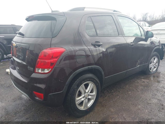 2021 CHEVROLET TRAX KL7CJPSB1MB308335 Photo 3